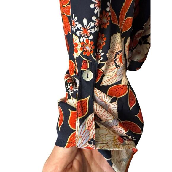 Daniel Rainn New Floral Peasant Blouse Size 2X Roll Tab Sleeves V Neck Navy Blue - Picture 7 of 7